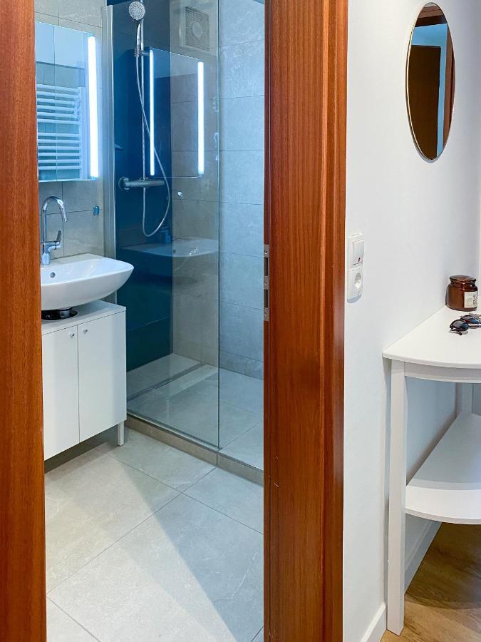 Kleines Glueck Zentral Mit Balkon Und Parkplatz Διαμέρισμα Gossweinstein Εξωτερικό φωτογραφία